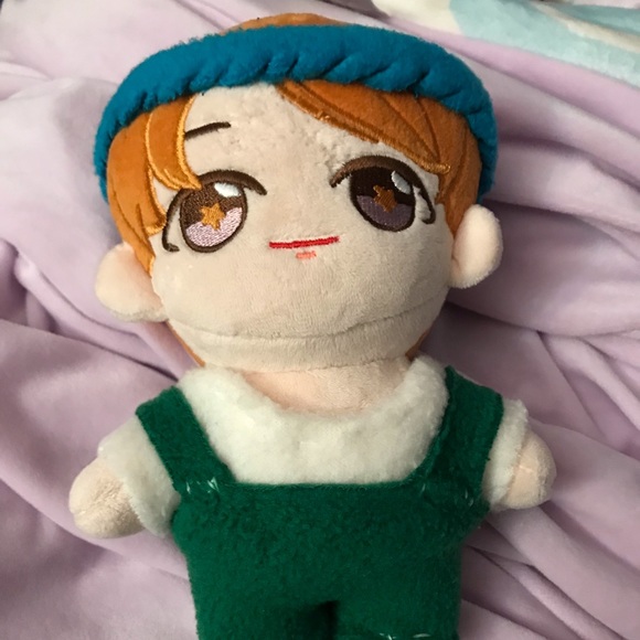 20cm plush doll BT21 Van - Picture 2 of 2